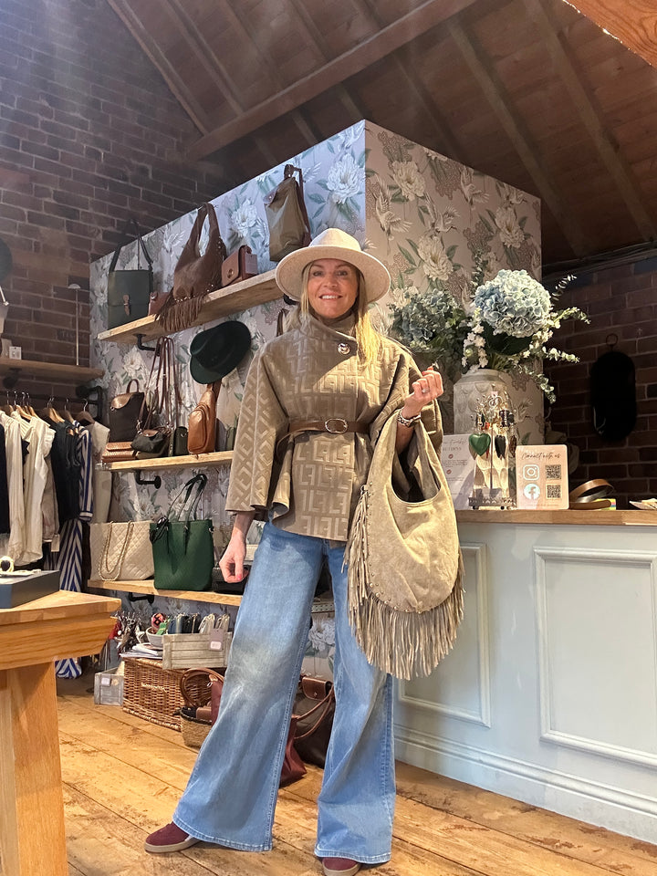 Mocha Geo Cape