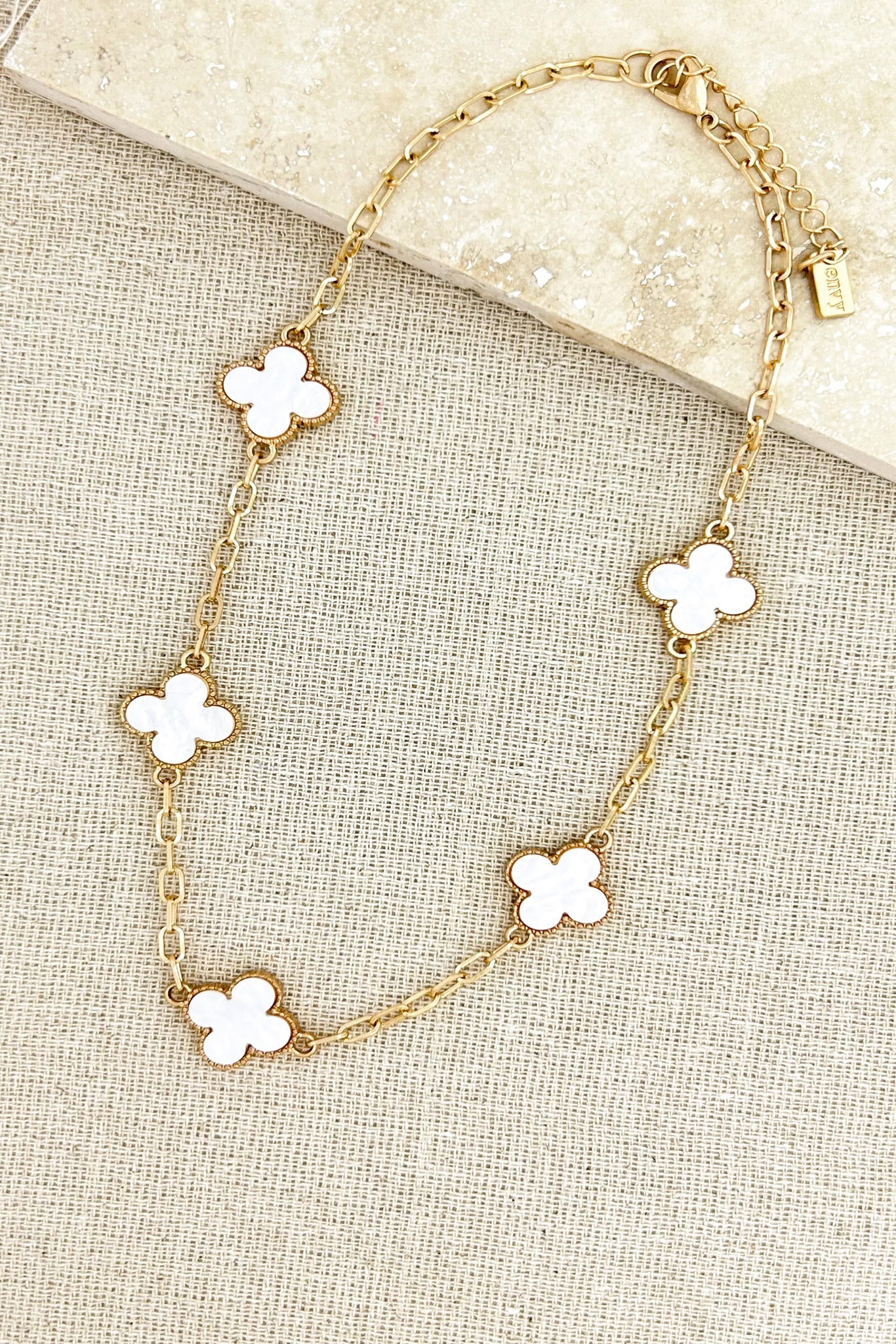 Envy Short Gold & White Fleur Necklace