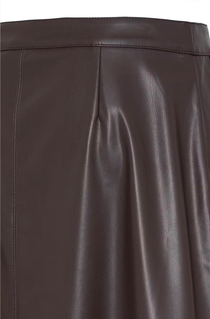Byoung Bydaja Skirt, Java