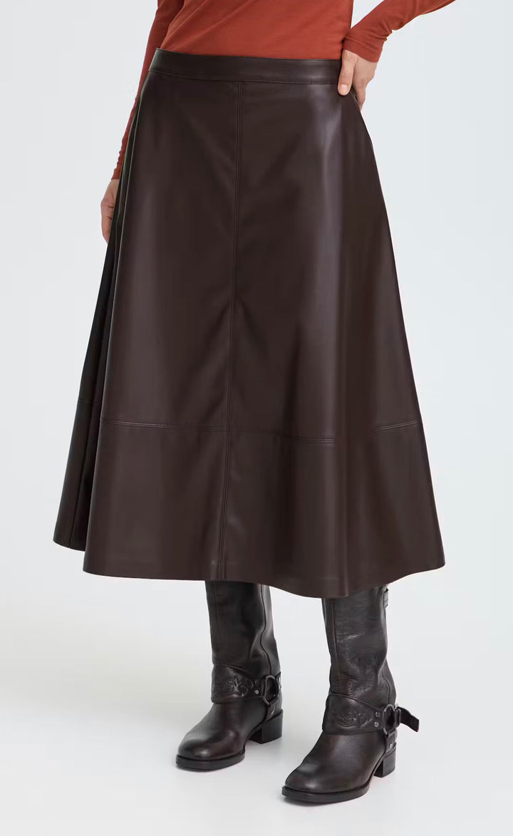 Byoung Bydaja Skirt, Java