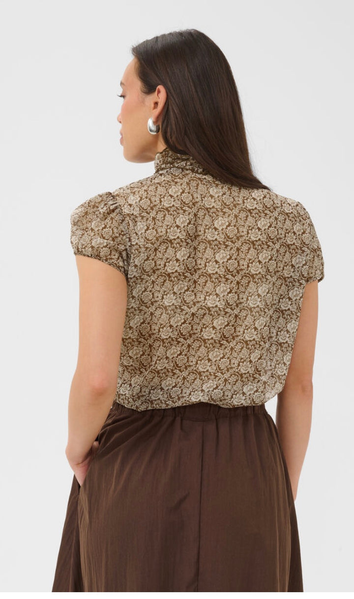 Saint Tropez Lilja Crinkle Blouse, Dark Earth Flower Paper
