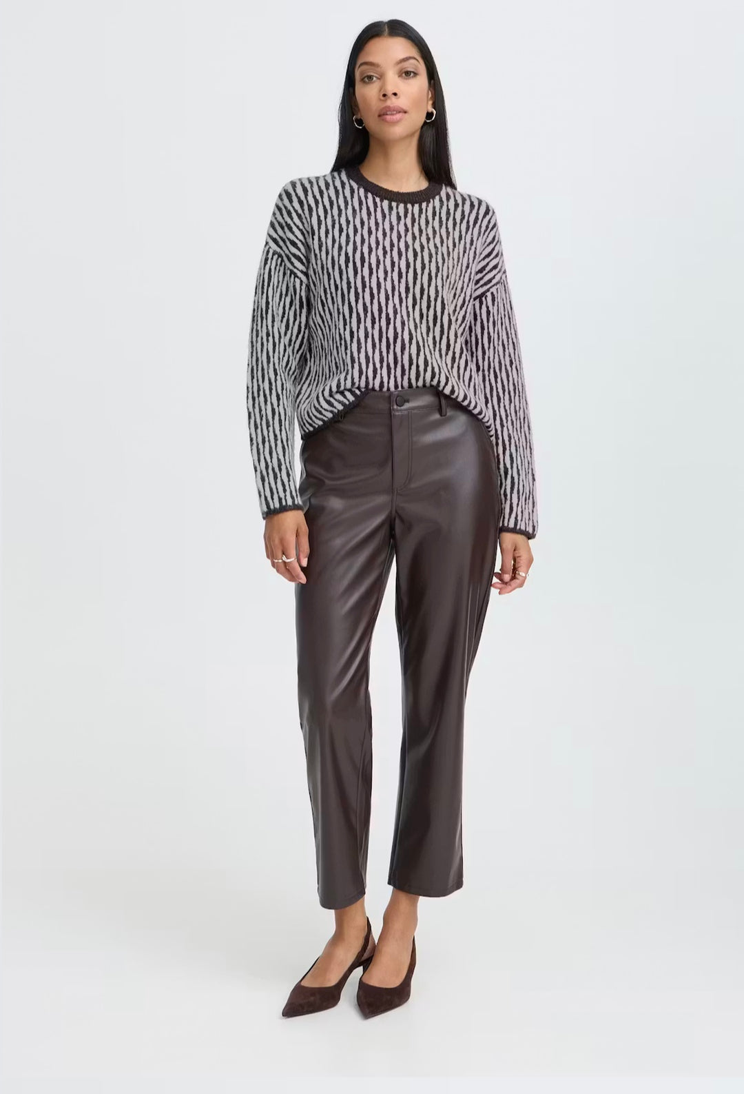 Byoung Bydaja Pant, Java