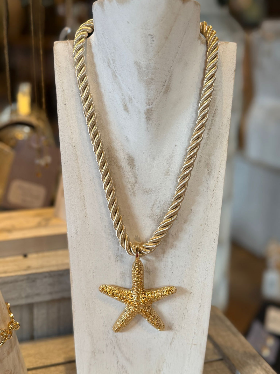 Cream Rope Starfish Necklace